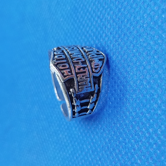 Harley Davidson Motor Cycle Company Biker Ring - Picture 5 of 8